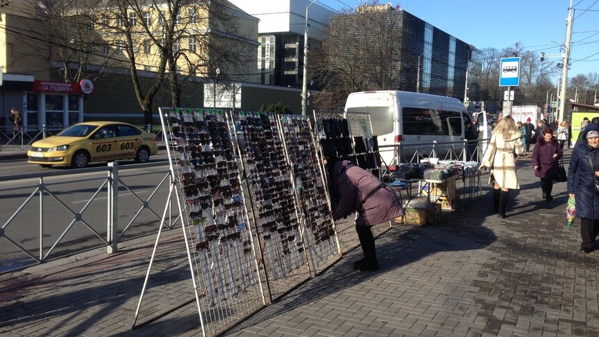 В мэрии рассказали, что чаще всего незаконно продают на улицах Калининграда - Новости Калининграда | Фото: пресс-служба администрации Калининграда