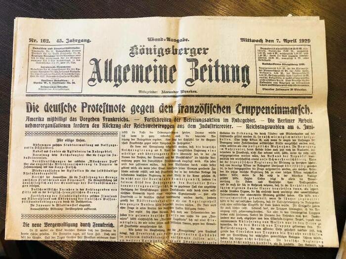 На фото: старинная немецкая газета | Фото предоставил Андрей Виноградов