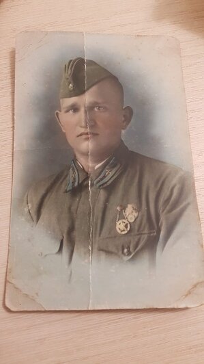На фото стрелок-радист гвардии сержант Владимир Хрипач | Фото из архива семьи