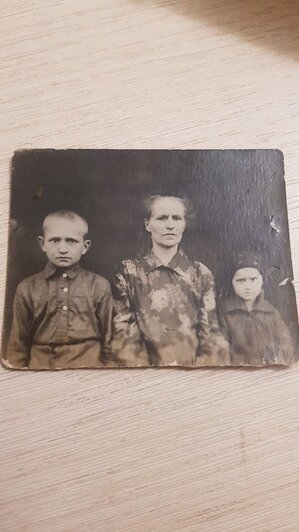 Владимир Хрипач (первый слева) | Фото из архива семьи