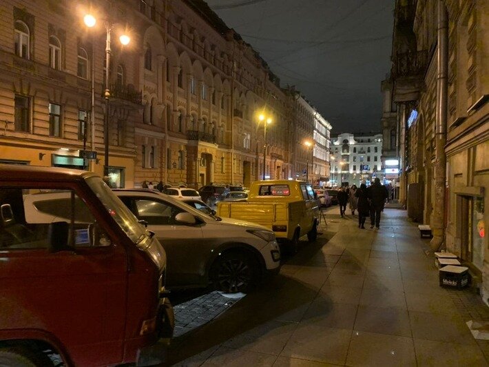 Улица Рубинштейна после 23:00 | Фото: Михаил Баранов