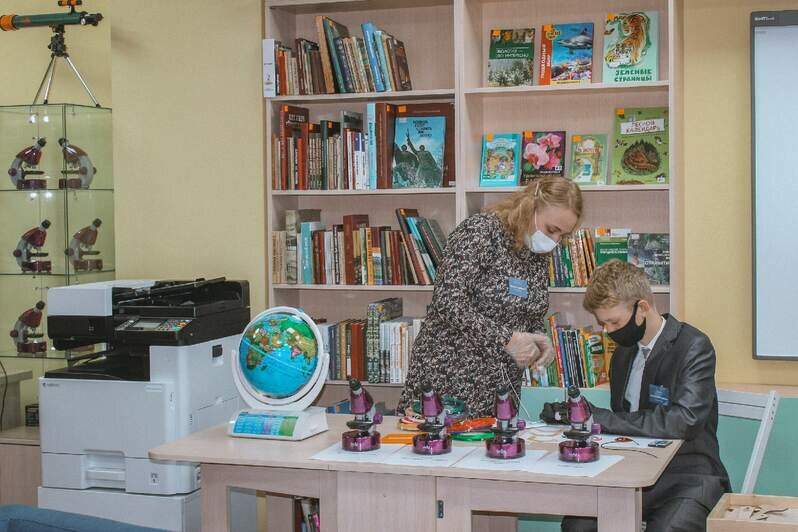 Интерактивный глобус и студия песка "Авандюна": на Куршской косе открылась библиотека нового поколения - Новости Калининграда | Фото: Сообщество &quot;Калининградская областная научная библиотека&quot; / &quot;ВКонтакте&quot;