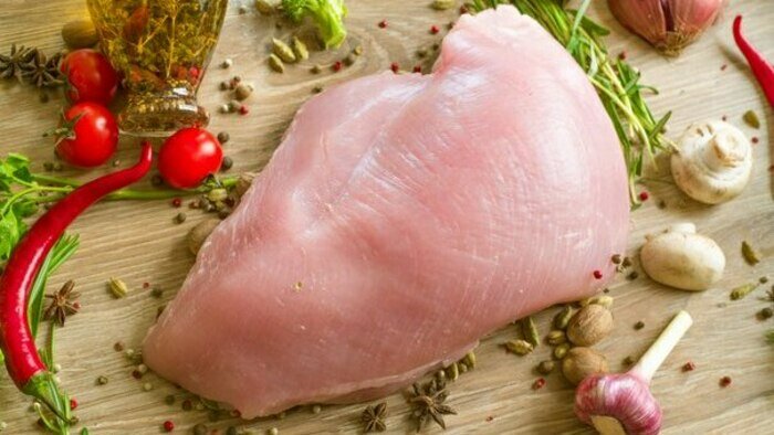 Чем разнообразить новогодний стол: охлаждённое мясо индейки от местного производителя - Новости Калининграда