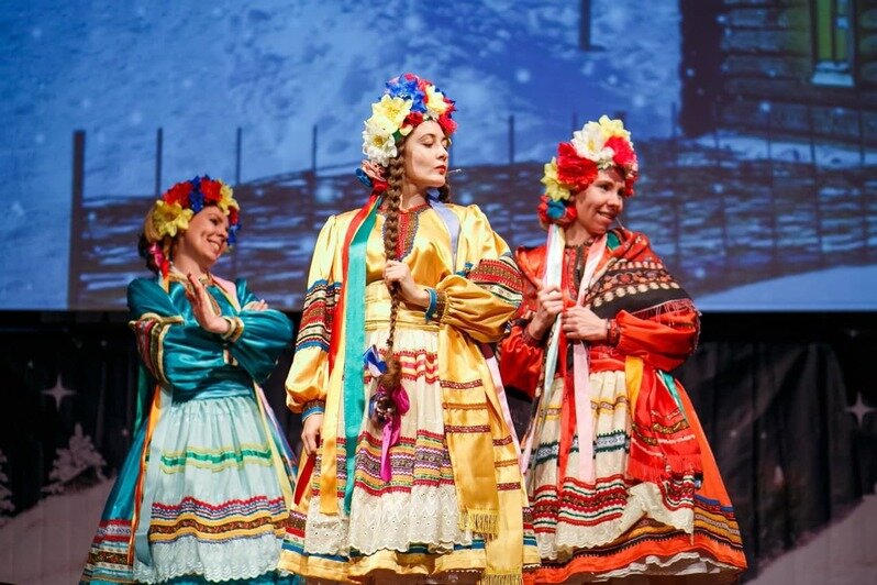 В калининградской филармонии прошла генеральная репетиция новогоднего спектакля по Гоголю (фото) - Новости Калининграда | Фото: Бока Су