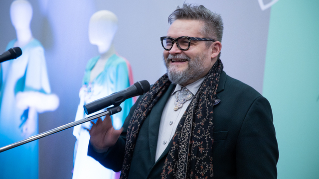Александр Васильев выступит в Калининграде с моноспектаклем "Тайны модных домов"