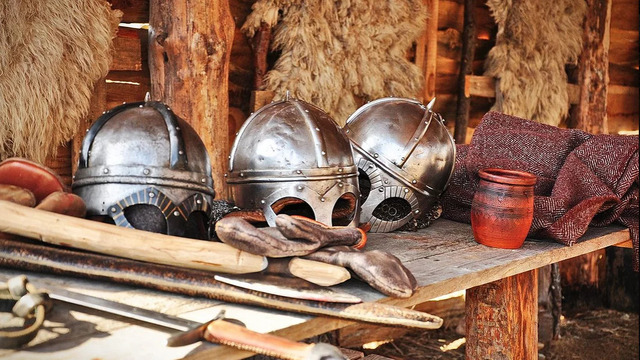 Метание топора и средневековые бои: в деревне викингов "Кауп" отпразднуют День полководца Рагнара Лодброка