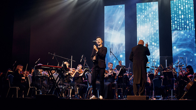 В Светлогорске отменили концерт Ильи Хвостова с группой «МЫсли вслух» и симфоническим оркестром