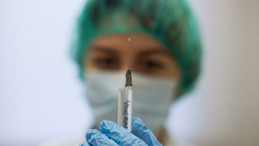 Грипп, ковид, клещевой энцефалит: как одному человеку получить три вакцины - Новости Калининграда | Фото: архив &quot;Клопс&quot;