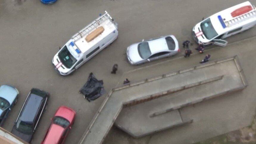 В Калининграде на ул. Киевской женщина разбилась, упав с 16 этажа - Новости Калининграда | Фото: Очевидец