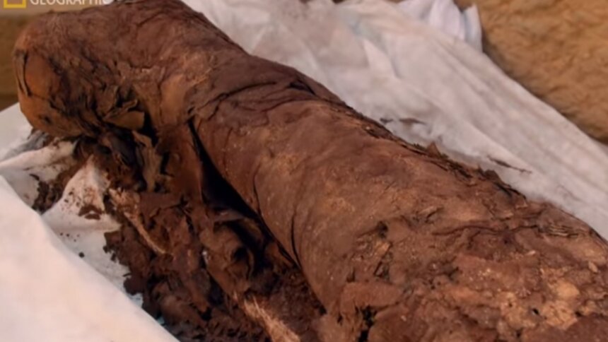 Хранившаяся в польском Национальном музее древнеегипетская мумия оказалась беременной  - Новости Калининграда | Фото: кадр из сюжета National Geographic