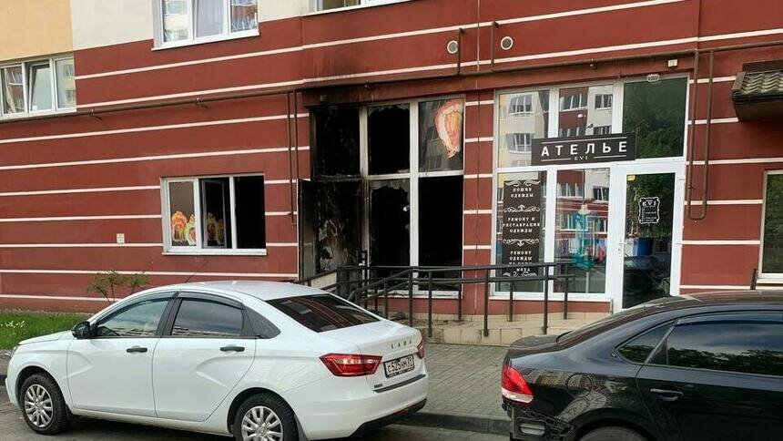 В Калининграде ночью сгорел суши-бар - Новости Калининграда | Фото очевидца