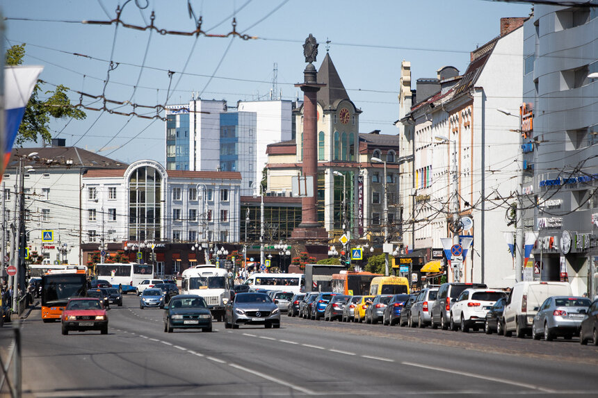 Улицы Калининграда во время жары будут поливать 25 машин - Новости Калининграда | Фото: Архив «Клопс»