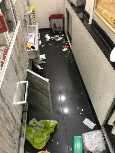 Разрушения в помещениях магазина сразу после обыска | Фото: предоставлено пострадавшими по уголовному делу