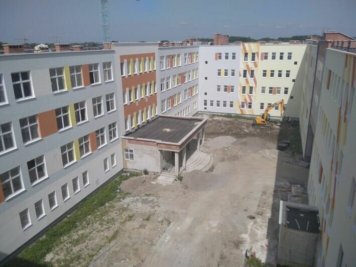 В Калининграде строительство двух детских садов и школы идёт с отставанием по срокам - Новости Калининграда