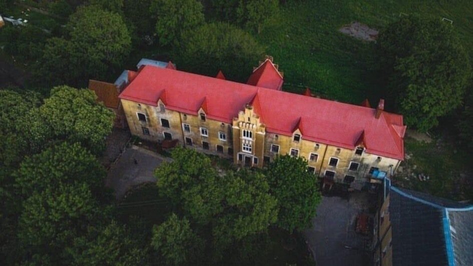 Замок вальдау фото в калининградской области