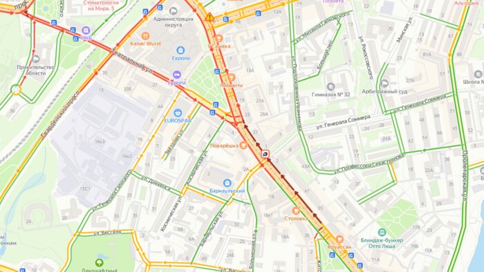 На Ленпроспекте столкнулись BMW и Lexus, образовалась пробка - Новости Калининграда | Скриншот сервиса «Яндекс. Карты»
