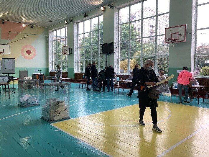 Активные и подозрительные: как калининградцы голосуют в первый день выборов - Новости Калининграда | Фото: «Клопс»