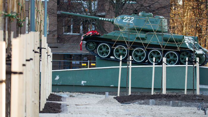 Мэрия: обустройство сквера на Рокоссовского закончено, забор могут снять на этой неделе - Новости Калининграда | Фото: архив &quot;Клопс&quot;