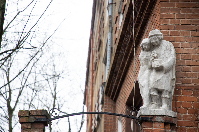 14 улиц в Калининграде, где можно увидеть старинные барельефы и хаусмарки (фото)     - Новости Калининграда