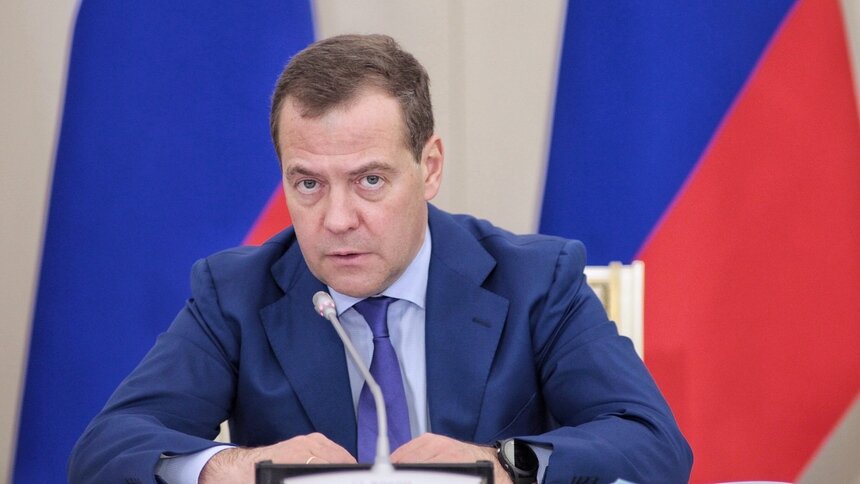 &quot;Вернёмся к этой идее&quot;: Медведев — о переходе на четырёхдневную рабочую неделю - Новости Калининграда | Архив &quot;Клопс&quot;