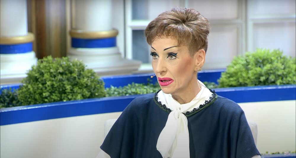 Многочасовой макияж и 180 отжиманий в день: пенсионерка из Калининграда поучаствовала в "Давай поженимся" - Новости Калининграда | Изображения: кадры из шоу &quot;Давай поженимся&quot; / &quot;Первый канал&quot;