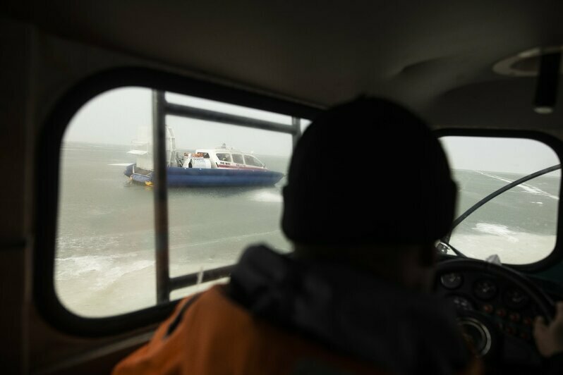 Сотрудники МЧС провели рейд безопасности на Калининградском заливе   - Новости Калининграда | Фото: Александр Подгорчук / &quot;Клопс&quot;