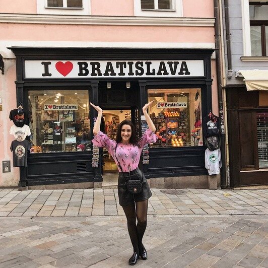 Марина прогуливается по главным туристическим маршрутам столицы Словакии | Фото: личный архив