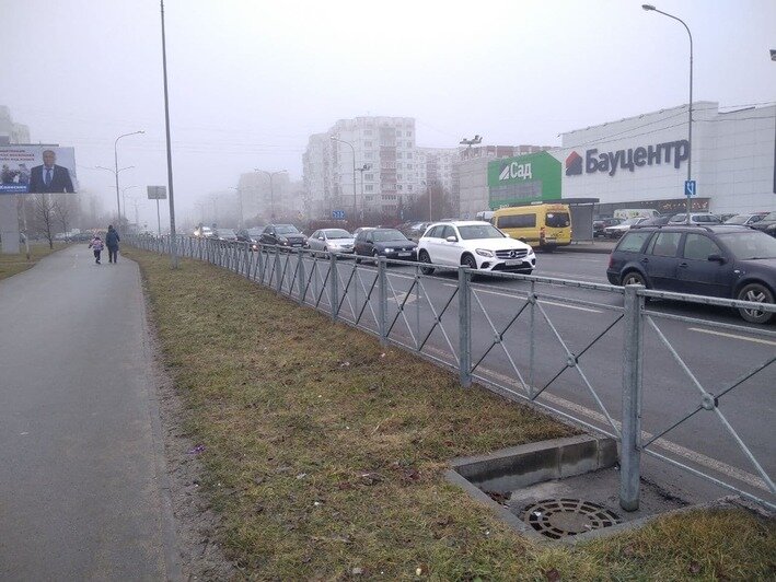 Мэрия изменила схему движения на перекрёстке у Бауцентра, чтобы разгрузить пробки на Сельме  - Новости Калининграда