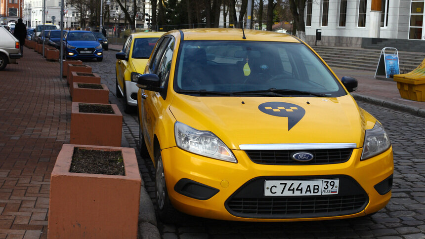 В Калининграде во время коронавируса увеличилось количество официальных таксистов  - Новости Калининграда | Фото: Архив &quot;Клопс&quot;