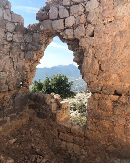 Руины крепости Tokmar Kalesi | Фото: личный архив