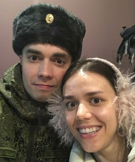 Капитану Суфиеву было 39 лет. Вячеслав с сестрой Алиной | Фото: архив семьи 