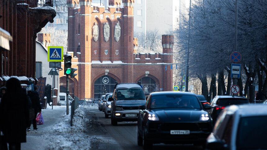 Мэрия: чтобы убрать город после снегопада, нужно шесть дней - Новости Калининграда | Фото: Александр Подгорчук / Архив «Клопс»