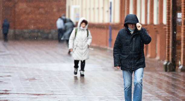 Калининградский кардиолог перечислил опасные симптомы, на которые надо обращать внимание при смене погоды