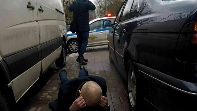 В Калининграде мошеннику, обещавшему за взятку «решить вопрос» в правоохранительных органах, присудили 4 года колонии
