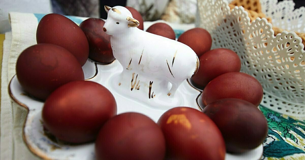Покраска яиц на Пасху чаем каркаде — рецепт с фото пошагово + отзывы