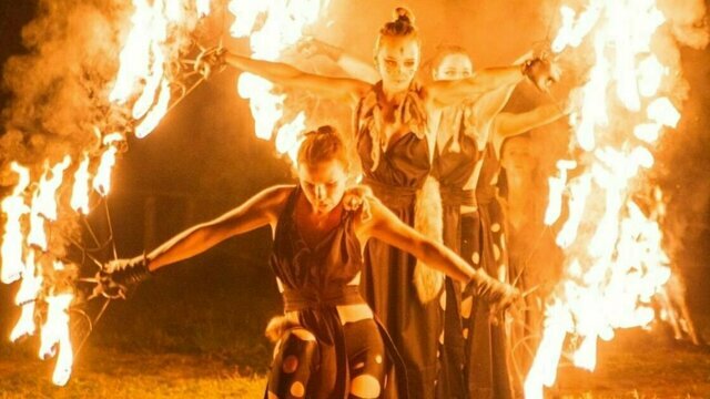 Пройти обряд у ведьм и погадать с викингами:  в поселении Кауп проведут «Ночь огня»