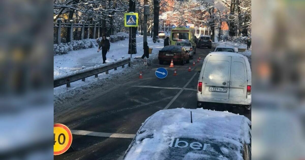 сбили в калининграде на пешеходном переходе возле спутника. дтп на московском проспекте калининград сегодня. калининград сбитые девушки. пьяный на проспекте мира. убийство в калининграде мамоново.