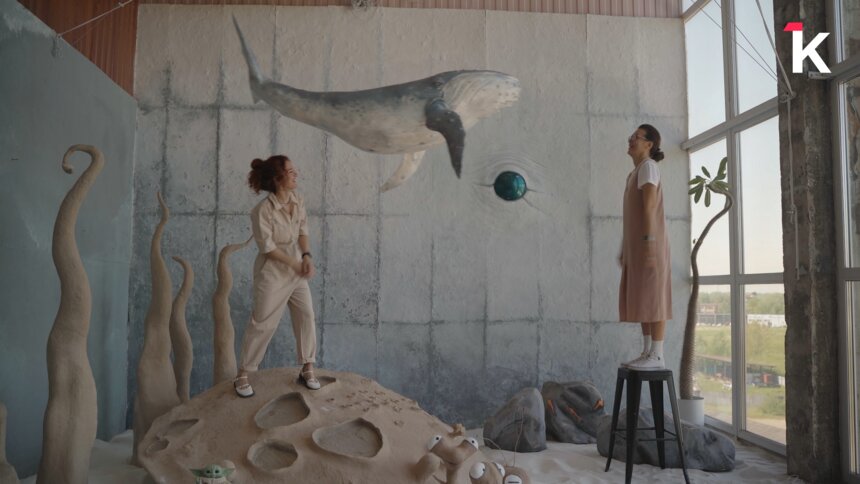 Парящий кит: декоратор из Калининграда создаёт объёмные фигуры из необычного материла (видео)  - Новости Калининграда | Фото: «Клопс»