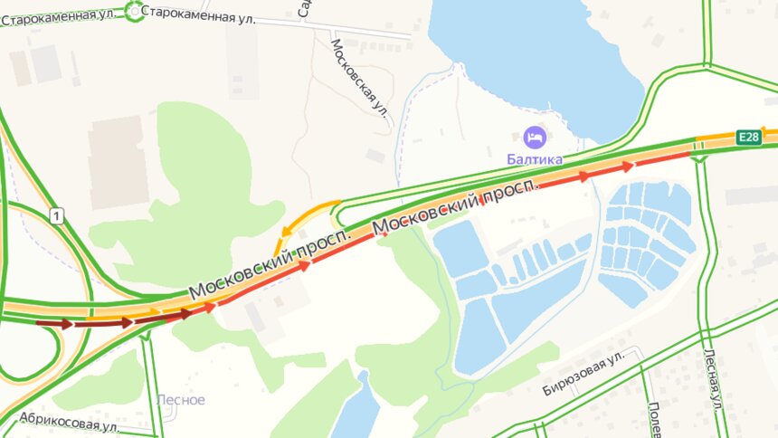 Московский проспект на выезде из Калининграда встал в пробке    - Новости Калининграда