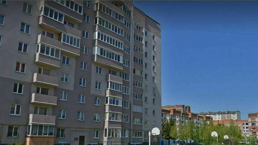 Ковёр пришлось тащить на помойку: в Калининграде ещё одну квартиру затопило хлынувшими из подвала фекалиями (видео) - Новости Калининграда