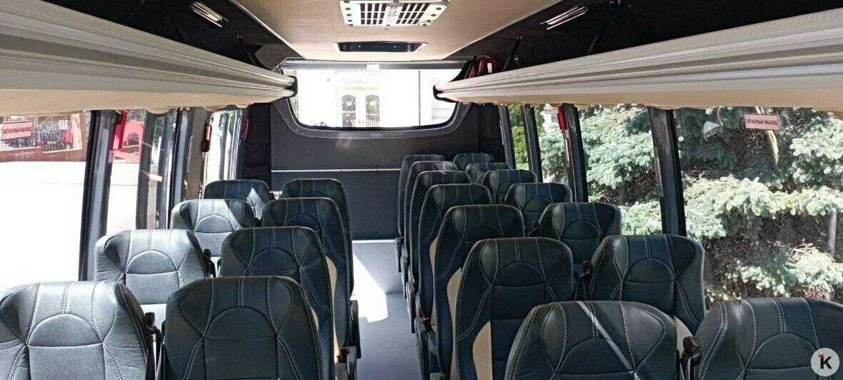 В Калининград привезли первый в России туристический автобус для перевозки инвалидов (фото) - Новости Калининграда | Фото: «Клопс»
