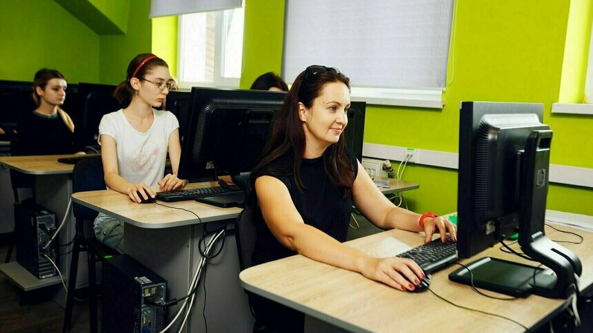 «Компьютерная Академия Tор» приглашает будущих студентов в возрасте от 18 до 55 лет получить IT-специальность - Новости Калининграда