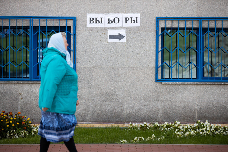 Калининградцы голосуют: в регионе проходят выборы губернатора (фоторепортаж)  - Новости Калининграда | Фото: Александр Подгорчук / «Клопс»