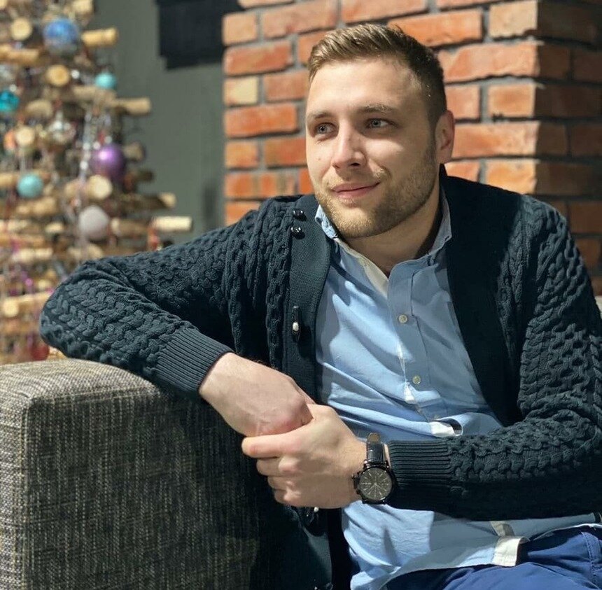 Директор ночного клуба