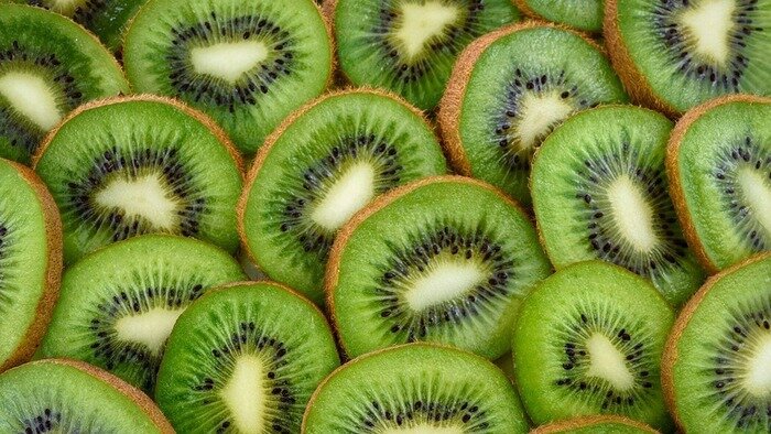 Как правильно есть фрукты во время похудения