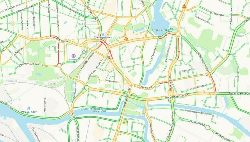 Днём в понедельник в центре Калининграда образовались пробки на 6 улицах - Новости Калининграда | Скриншот сервиса «Яндекс.Карты»
