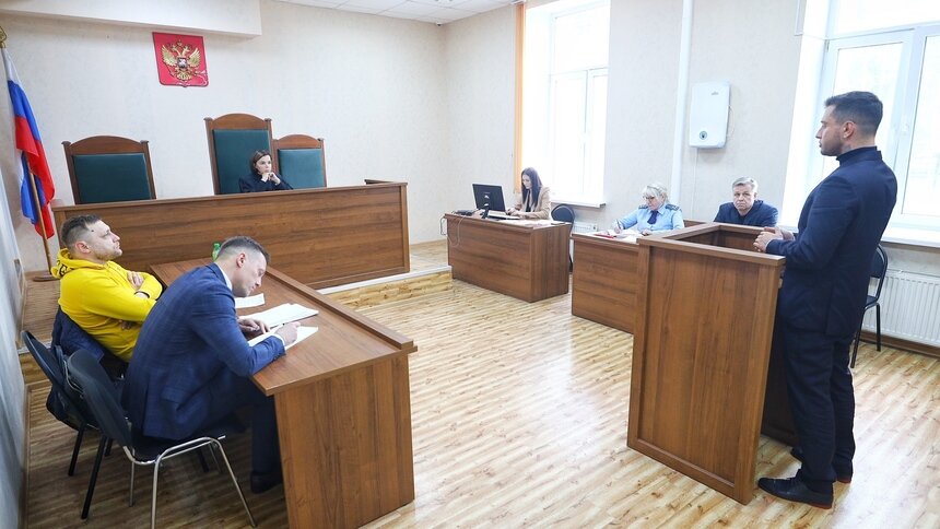 Судебное заседание, Павел Прилучный даёт показания | Фото: Александр Подгорчук / «Клопс» 