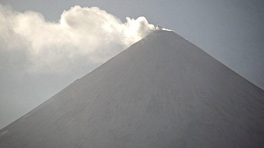 Вулкан Шевелуч 20 ноября 2022 года | Фото: сайт Института вулканологии и сейсмологии ДВО РАН