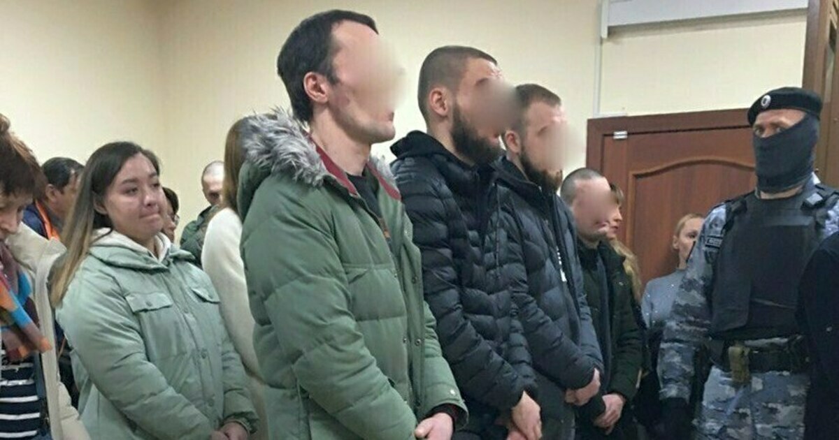 «Проклинают меня и моего сына за то, что он не умер»: мать жестоко ...