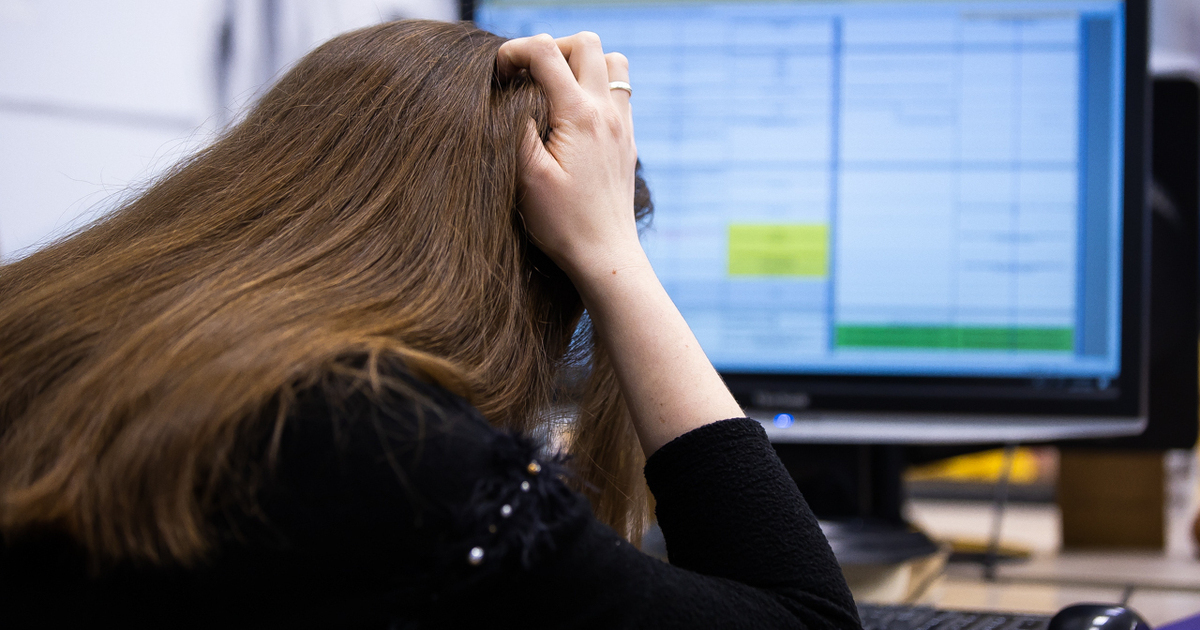 Трихолог объяснил, какой безобидный аксессуар может спровоцировать ...